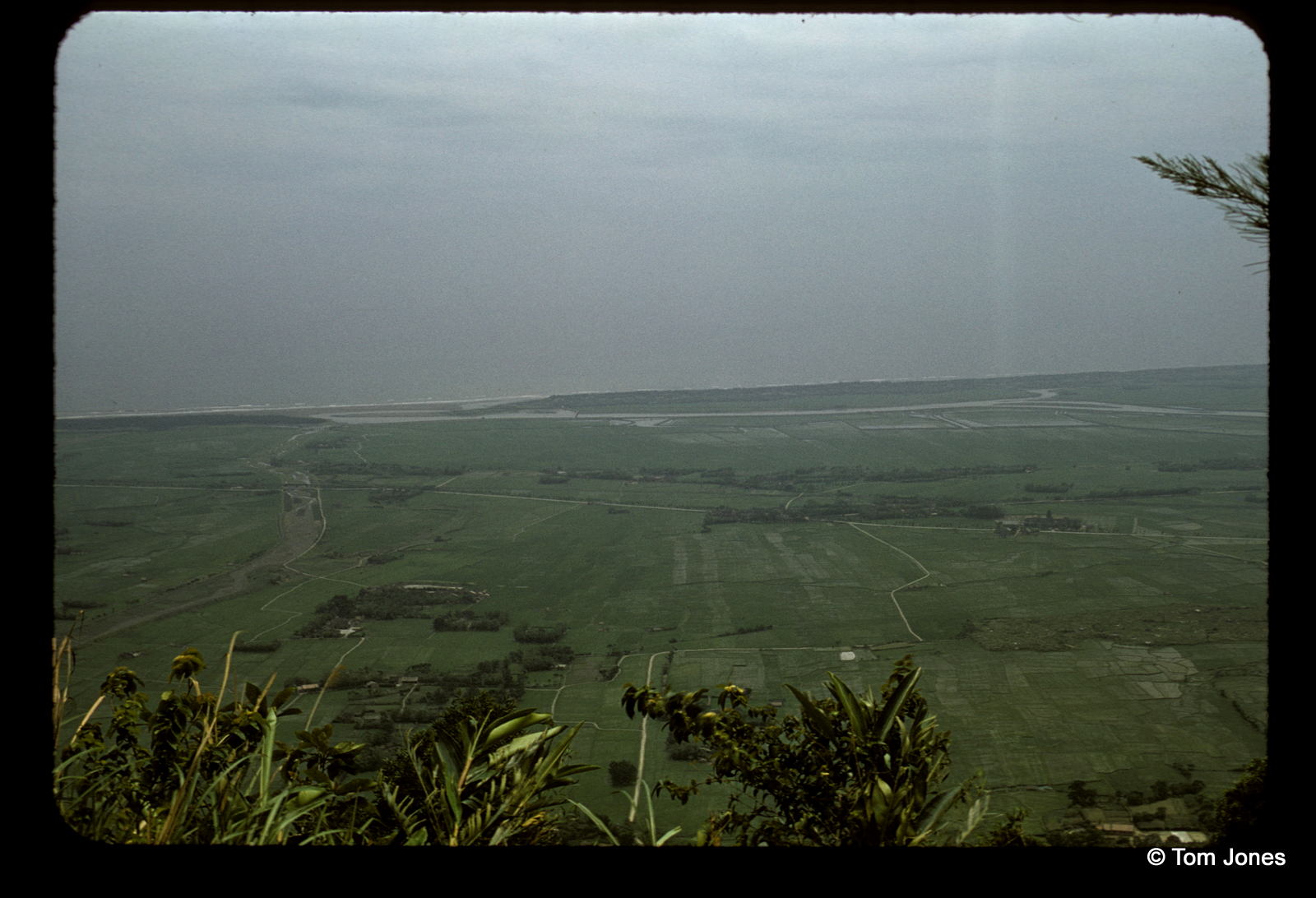 tom-jones-1957-1958-164-Lanyang (coastal) plain near Ilan.jpg